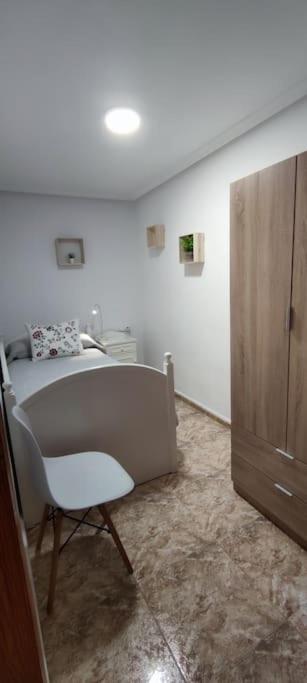 Apartamento En El Centro De Elche Con Terraza La Alborada מראה חיצוני תמונה