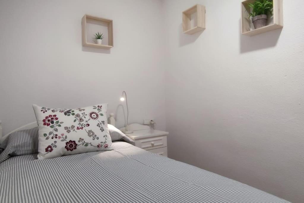 Apartamento En El Centro De Elche Con Terraza La Alborada מראה חיצוני תמונה