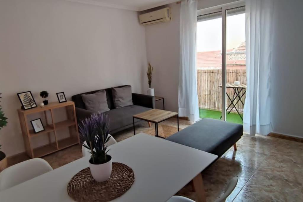 Apartamento En El Centro De Elche Con Terraza La Alborada מראה חיצוני תמונה