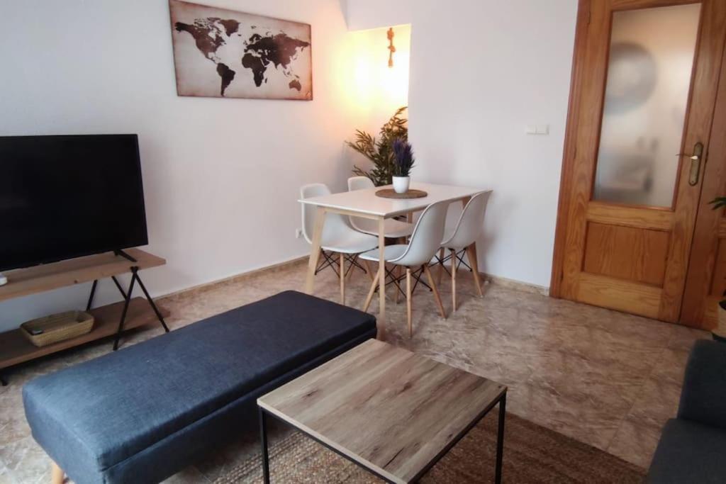 Apartamento En El Centro De Elche Con Terraza La Alborada מראה חיצוני תמונה