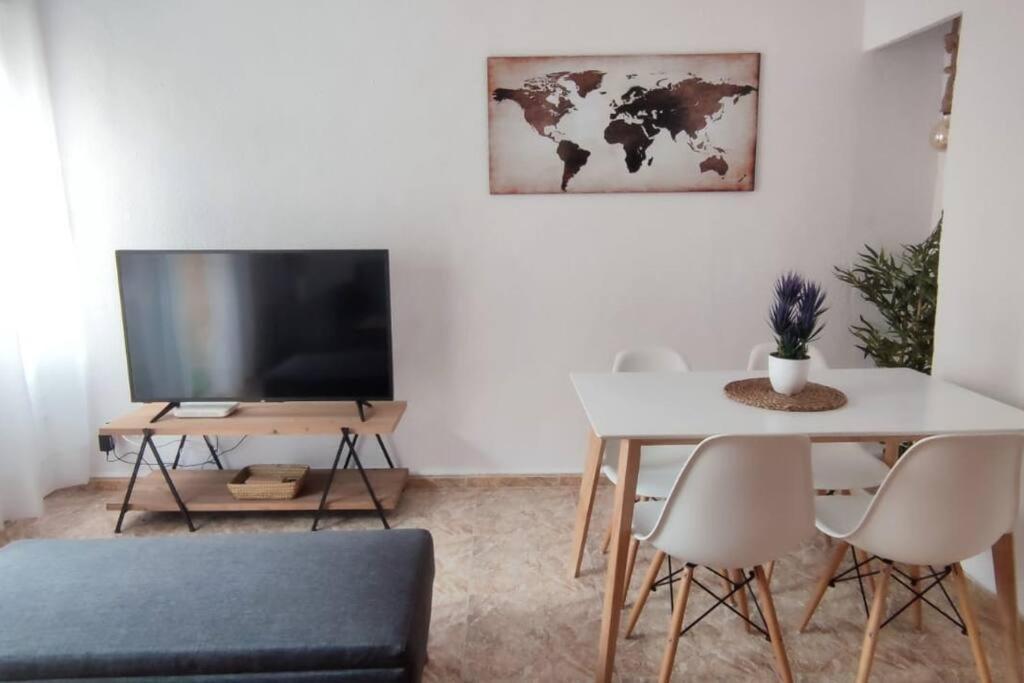 Apartamento En El Centro De Elche Con Terraza La Alborada מראה חיצוני תמונה